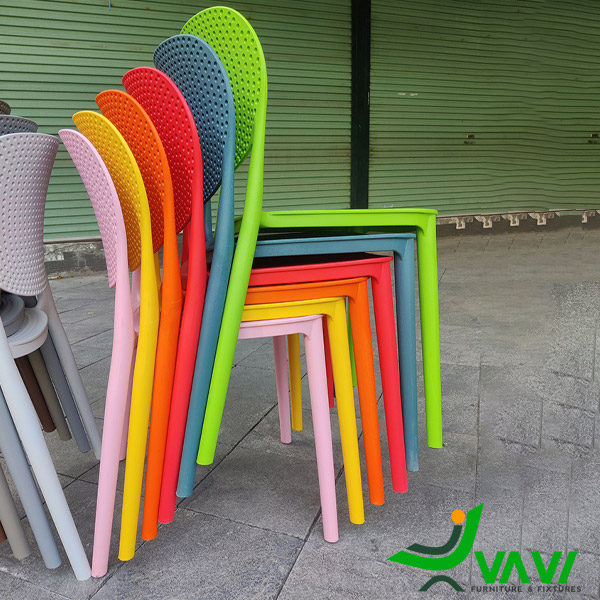 Ghế nhựa đúc sankyo TH410 đa năng xếp chồng dễ dàng